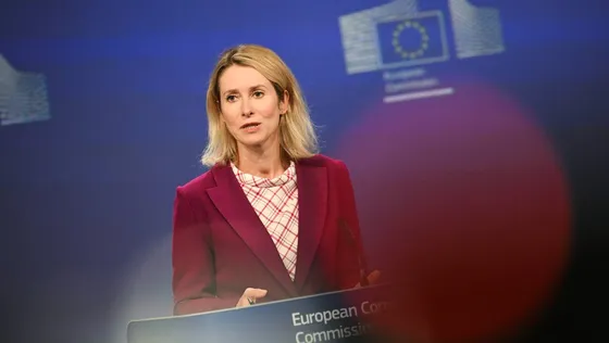 អឺរ៉ុប ជំរុញឱ្យប្រទេសអាស៊ីអាគ្នេយ៍ស្វែងរកជម្រើសជំនួសប្រេងរបស់ រុស្ស៊ី - AMS Article Thumbnail