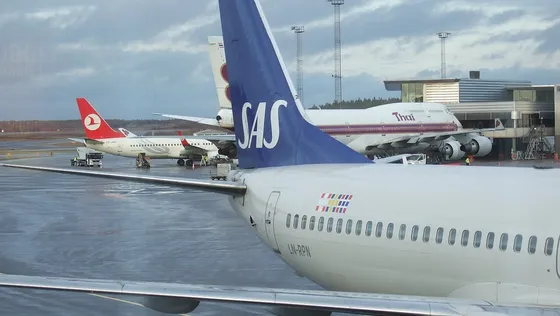 ស៊ុយអែត ព្រមានអំពីកង្វះខាតប្រេងសាំង ចាក់យន្តហោះ - AMS Article Thumbnail