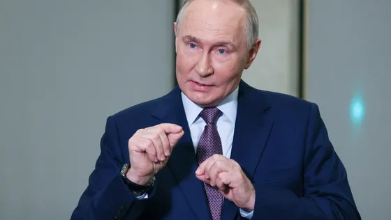 លោក ពូទីន ៖ រុស្ស៊ី នឹងបន្តអភិវឌ្ឍប្រព័ន្ធមីស៊ីល ដើម្បីយកឈ្នះប្រព័ន្ធការពារដែនអាកាស - AMS Article Thumbnail