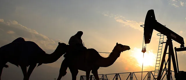 តម្លៃប្រេងបានធ្លាក់ចុះ ៣% បន្ទាប់ពីក្តីបារម្ភលើជម្លោះអាម៉េរិក-អ៊ីរ៉ង់ មានភាពធូរស្រាលបន្តិច - AMS Article Thumbnail