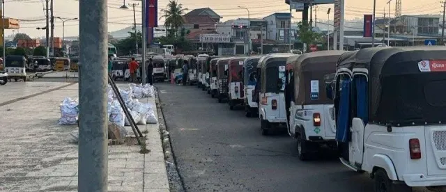 រដ្ឋត្រៀមកញ្ចប់ថវិកាអន្តរាគមន៍ទប់ទល់ការឡើងថ្លៃប្រេងឥន្ធនៈនិងឧស្ម័ន (LPG) - AMS Article Thumbnail