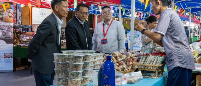 ផ្សារផលិតផលខ្មែរ បុណ្យភ្ជុំបិណ្ឌ ឆ្នាំ២០២៦ ជួយផ្សព្វផ្សាយផលិតផលជាតិ​ដល់​អ្នកប្រើប្រាស់​កាន់តែទូលំទូលាយ​ - AMS Article Thumbnail