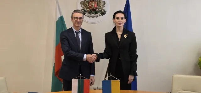 Thumbnail for ប៊ុលហ្ការី ត្រៀមខ្លួនរួចរាល់ក្នុងការគាំទ្រ និងពង្រឹងវិស័យថាមពលអ៊ុយក្រែនឡើងវិញ