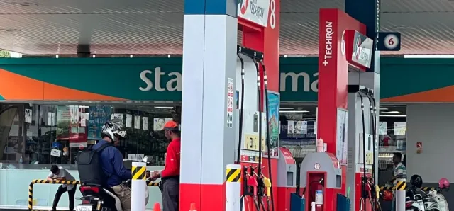 Thumbnail for រាជរដ្ឋាភិបាលនឹង​បន្ថែមការ​ឧបត្ថម្ភ​ធន​លើ​ប្រេង​ឥន្ធនៈក្នុង​ករណីឡើងថ្លៃ