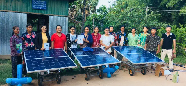 Thumbnail for និន្នាការ​នៃកា​រប្រើ​ថាមពលអគ្គិសនីពីពន្លឺព្រះអាទិត្យ​នៅកម្ពុជា​ មានការកើនឡើង​ខ្ពស់​ក្នុងរយៈពេលប៉ុន្មានឆ្នាំចុងក្រោយនេះ