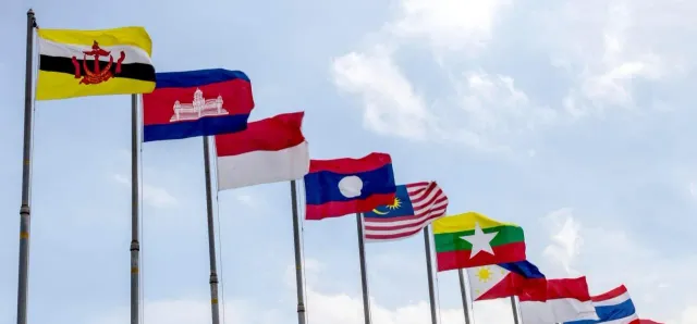 Thumbnail for ត្រីមាសទី ១ ការធ្វើពាណិជ្ជកម្មរវាងកម្ពុជា-អាស៊ាន សម្រេចបានជិត ៥ ពាន់លានដុល្លារ