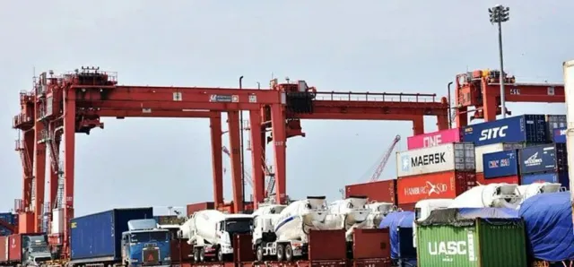 Thumbnail for ការដោះដូរពាណិជ្ជកម្មរវាងកម្ពុជានិងអាម៉េរិក កើនឡើងជិត ៤០% ទោះរងសម្ពាធពន្ឋបដិការ