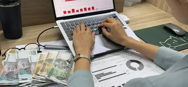 Thumbnail for អ្នកជំនាញ៖ កម្ពុជាគួរមានផែនការសកម្មភាពលើកកម្ពស់អក្ខរកម្មផ្នែកហិរញ្ញវត្ថុ ពង្រឹងគុណភាពឥណទាន