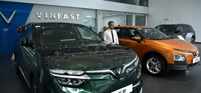 Thumbnail for វៀតណាម ក្លាយជាទីផ្សាររថយន្តដែលមានកំណើនលឿនជាងគេទី២ នៅក្នុងអាស៊ានបន្ទាប់ពីសិង្ហបុរី