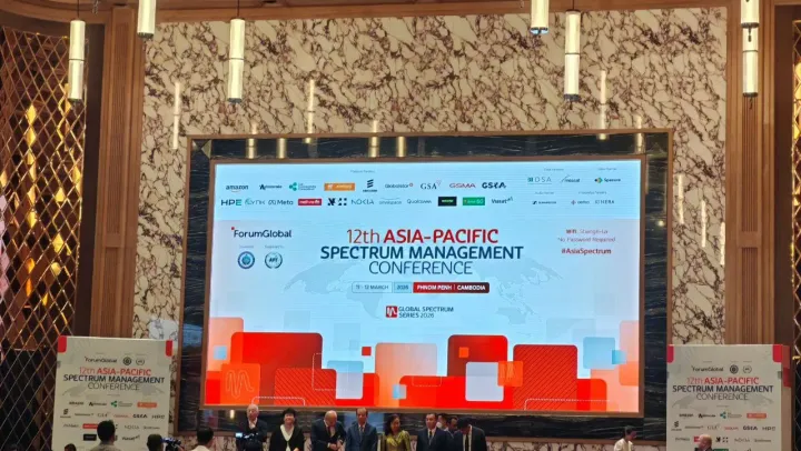 កម្ពុជាកំពុងពន្លឿនបរិវត្តកម្មឌ...