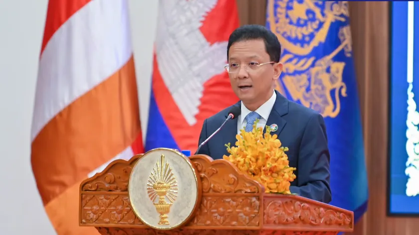 រដ្ឋមន្ត្រីឧស្សាហកម្ម ៖ កម្ពុជ...