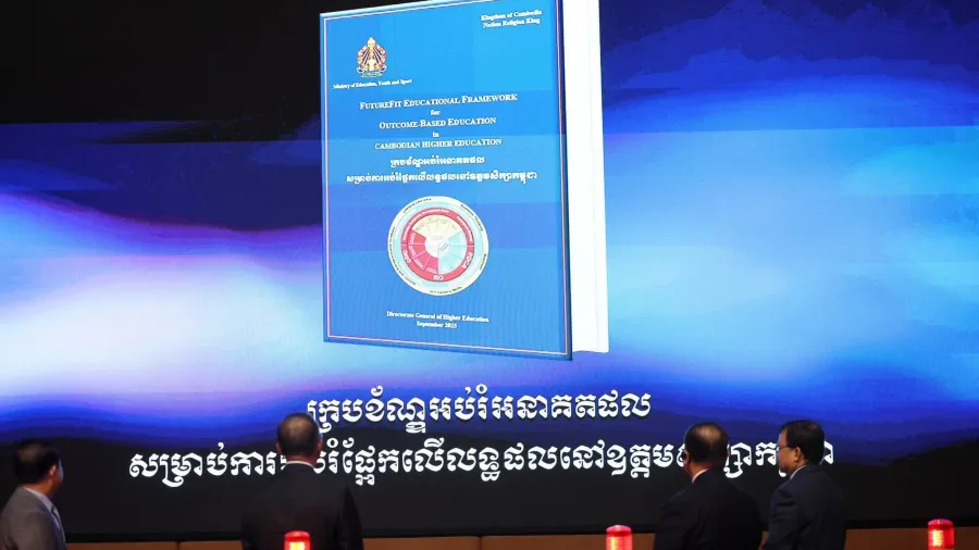 កំណែទម្រង់​ឧត្តម​សិក្សា​ ​៖​ ​FEF​-​for​-​OBE​ ​របត់​ថ្មី​ ​នៃ​កំណែទម្រង់​ឧត្តម​សិក្សា​កម្ពុជា​ ​ឆ្ពោះទៅ​ស្តង់ដា​គុណភាព​កម្រិត​តំបន់​ ​និង​អន្តរជាតិ​