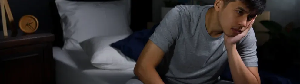 Image for article: ហត់ពេញមួយថ្ងៃ រំពឹងបានគេងលក់ស្រួល តែបែរជាត្រូវបញ្ឈរភ្នែកទល់ភ្លឺ តើមានអ្វីខុសប្រក្រតីចំពោះរាងកាយ?