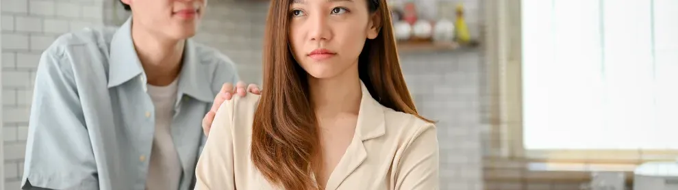 Image for article: ស្រឡាញ់គ្នាដំបូងពិភពលោកស៊ីជម្ពូ លុះបានមួយរយៈ ហេតុអ្វីឃើញតែចំណុចខ្វះខាតរបស់គ្នា?