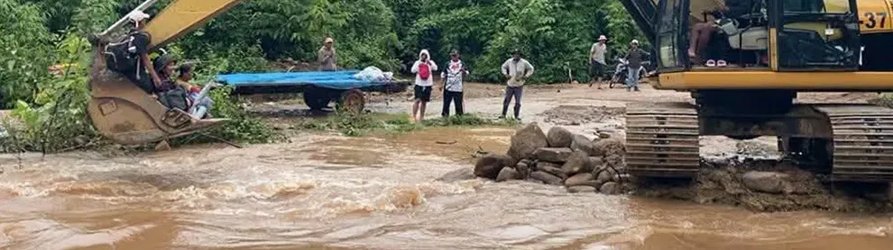 Image for article: មាន​សុវត្ថិភាព​ហើយ! ទេសចរជាង ៥០០ នាក់ជាប់គាំងនៅខ្នងផ្សារ ត្រូវ​បាន​សង្គ្រោះ​ទាន់​ពេល​វេលា