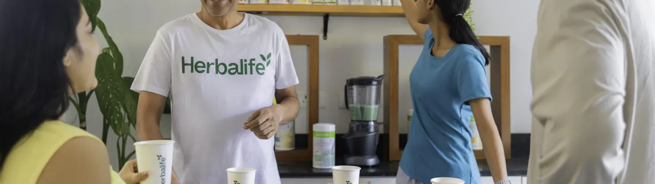 Image for article: ក្រុមហ៊ុន Herbalife ប្រចាំប្រទេសកម្ពុជា​ចែករំលែកព័ត៌មានពីការផ្លាស់ប្តូរទម្លាប់តូចៗ ដើម្បីសុខភាពខួរក្បាលកាន់តែល្អប្រសើរ