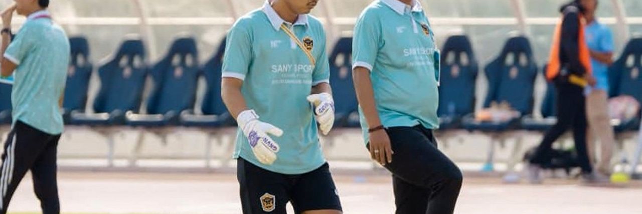 ពីកីឡាករមកជាគ្រូជំនួយ យុវជន សុន ចិន្នា បង្ហាញក្ដីស្រមៃចង់ក្លាយជាគ្រូបង្វឹកអាជីព ក្រោយមានបទពិសោធ ២ឆ្នាំ ជាគ្រូចាំទីនៅវិទ្យាល័យឫស្សីកែវ - Article Thumbnail