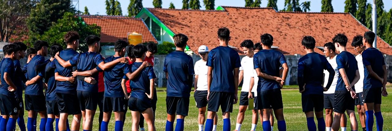 យុវជន៣៦រូបមកពី១២ក្រុមផ្សេងៗគ្នាចូលរួមតេស្តសមត្ថភាពដំណាក់កាលទី២ជាមួយក្រុមជម្រើសជាតិយុវជនកម្ពុជាU១៩ - Article Thumbnail