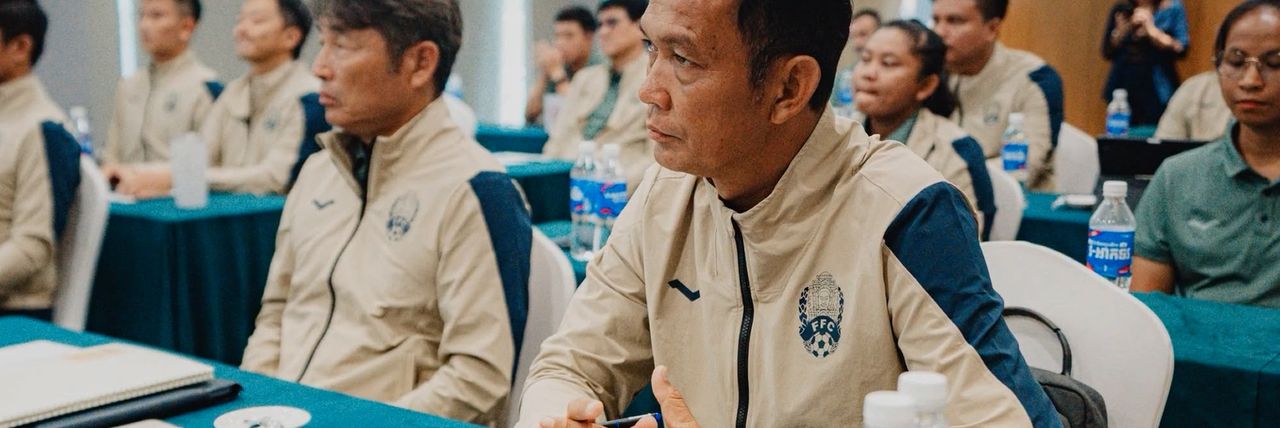 ក្រោយរង់ចាំអស់រយៈពេល១៥ឆ្នាំ! លោកគ្រូ មាស ចាន់ណា បញ្ជាក់ពីគោលដៅធំបន្ទាប់ពីបញ្ចប់វគ្គ Pro License - Article Thumbnail
