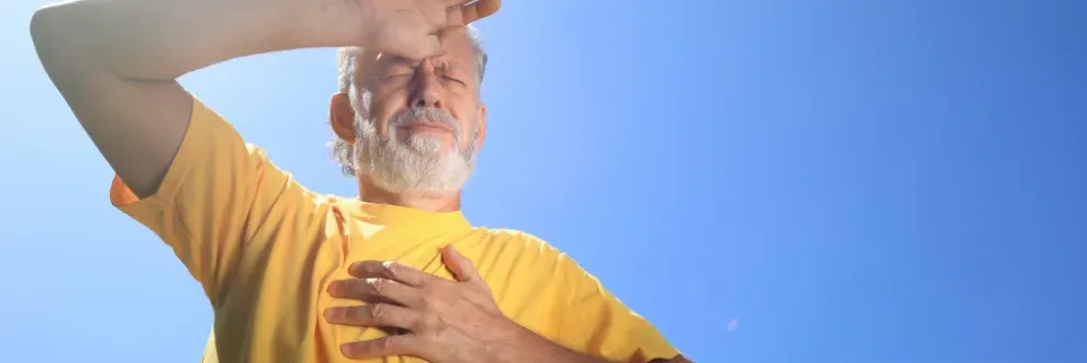 ទម្លាប់គ្រោះថ្នាក់ទាំង ៥ ដែលអ្នកគួរជៀសវាងក្នុងរដូវក្ដៅ ដើម្បីការពារបញ្ហាដាច់សរសៃឈាមខួរក្បាល - Main Article Image