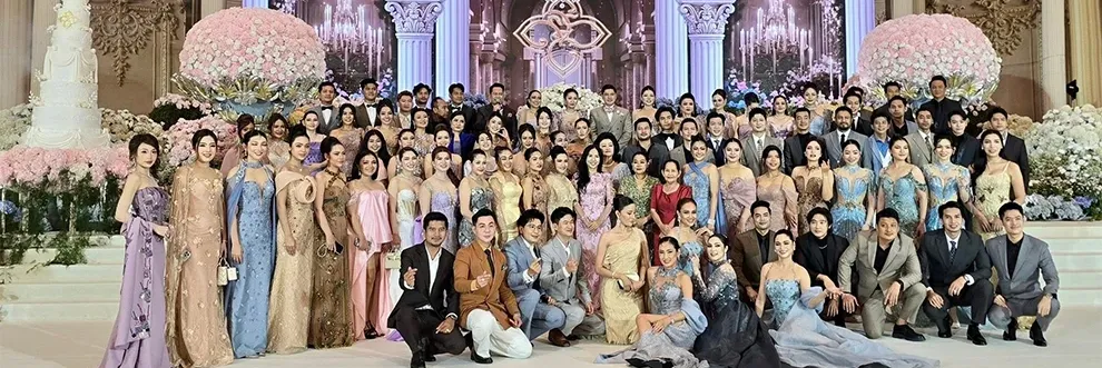 មង្គលការកូនស្រីម្ចាស់សម្អាងការ ប៉ារ៉ាឌី តារាល្បីៗជ្រើសប្រើឈុតប្រណីតច្នៃដោយ ប៉ារ៉ាឌី ផ្ទាល់ - Main Article Image