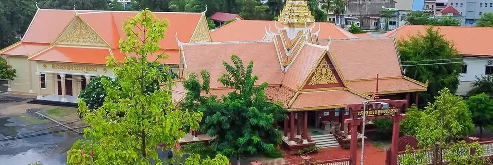 សារមន្ទីរកំពង់ឆ្នាំង បើកឱ្យភ្ញៀវខ្មែរ-បរទេសចូលទស្សនាវត្ថុបុរាណសិល្បៈដោយឥតគិតថ្លៃ - Main Article Image