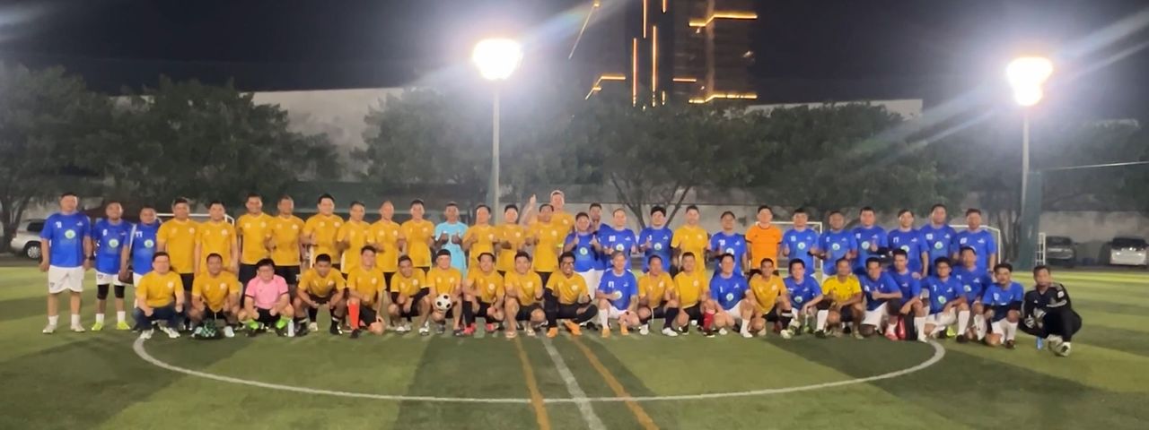 Image for article: ក្រុមអ្នកសារព័ត៌មានវ័យចាស់ និងសមាគមធនាគារនៅកម្ពុជា ប្រកួតបាល់ទាត់មិត្តភាព ដើម្បីចូលរួមលើកស្ទួយវិស័យកីឡា និងរឹតចំណងមិត្តភាព