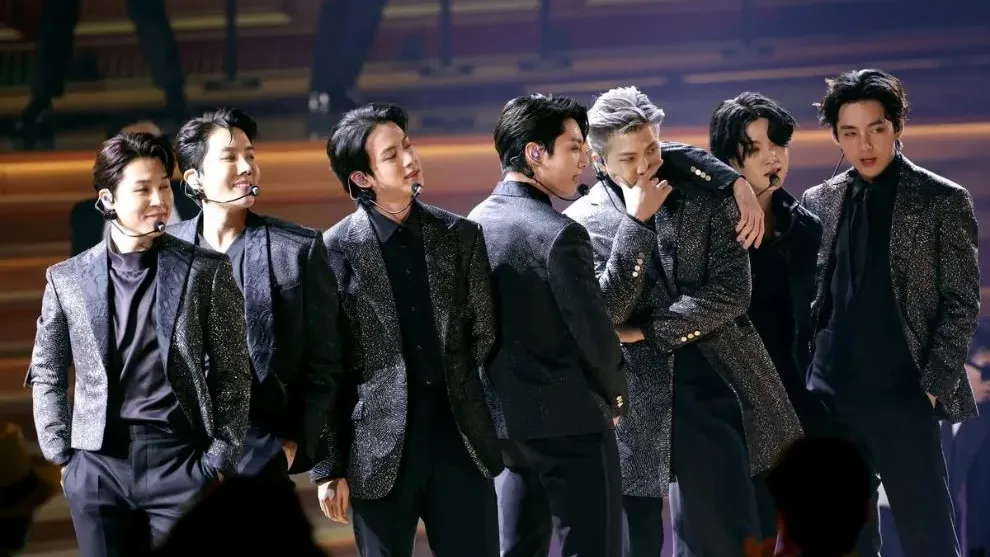 មុននឹងខឹង ឬសន្និដ្ឋាន មកដឹងពីមូលហេតុពិតដែលធ្វើឱ្យ ARMY ក្លាយជាខែលការពារដ៏រឹងមាំបំផុតរបស់ BTS