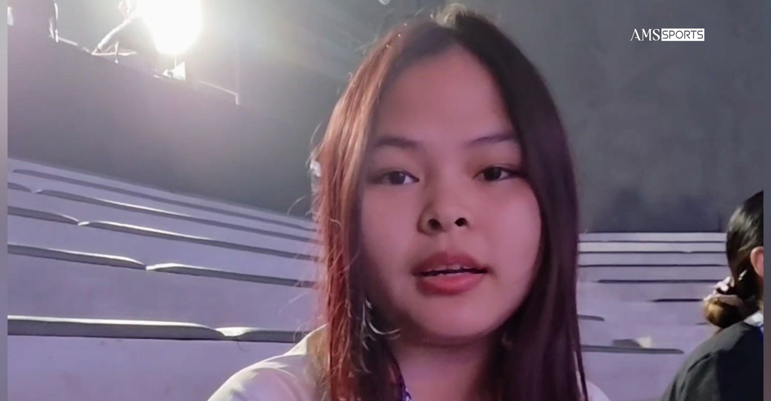 Sofia លេងកីឡាអេឡិចត្រូនិកដើម្ប