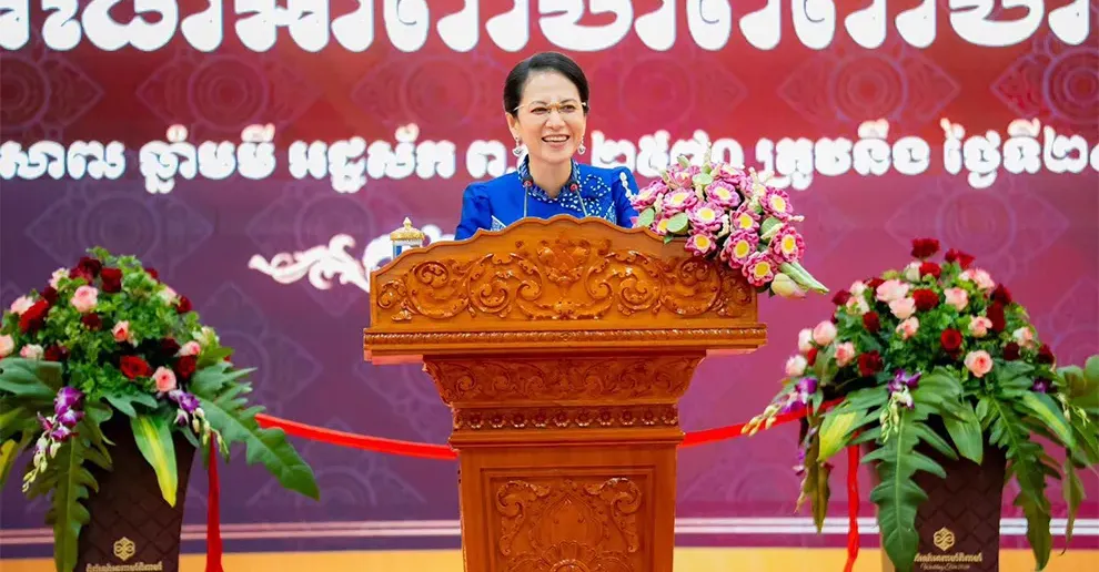 លោក​ជំទាវ ពេជ ចន្ទមុន្នី ហ៊ុនម៉ាណែត ផ្ដល់អនុសាសន៍បំផុសគំនិតលើកស្ទួយមង្គលការខ្មែរ