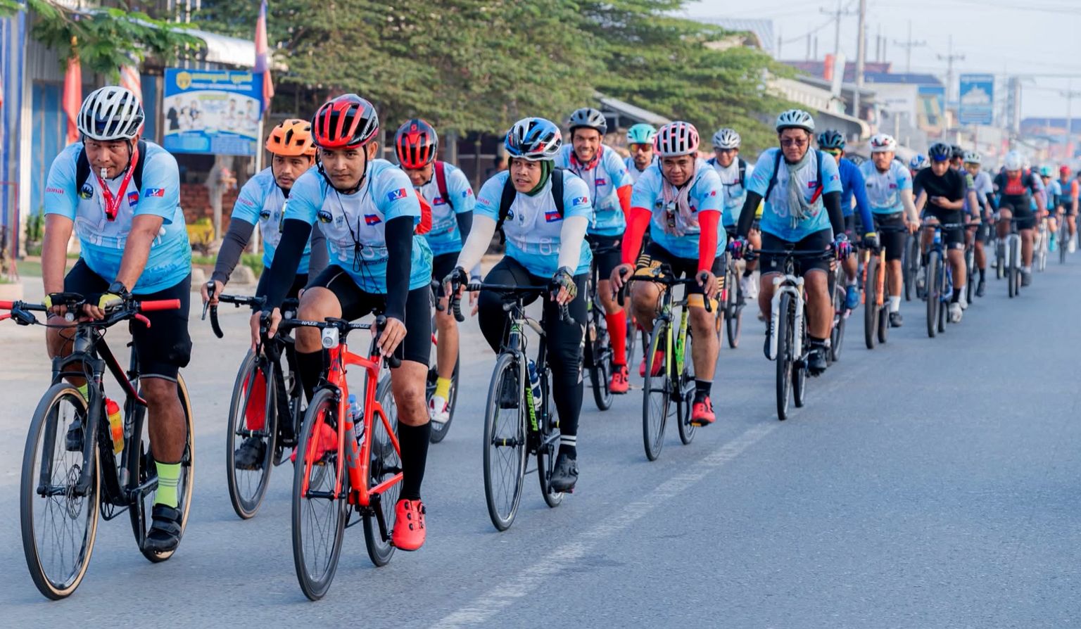 លើសពីការកម្សាន្ត! ព្រឹត្តិការណ៍ជិះកង់ភ្នំពេញ-តាកែវ