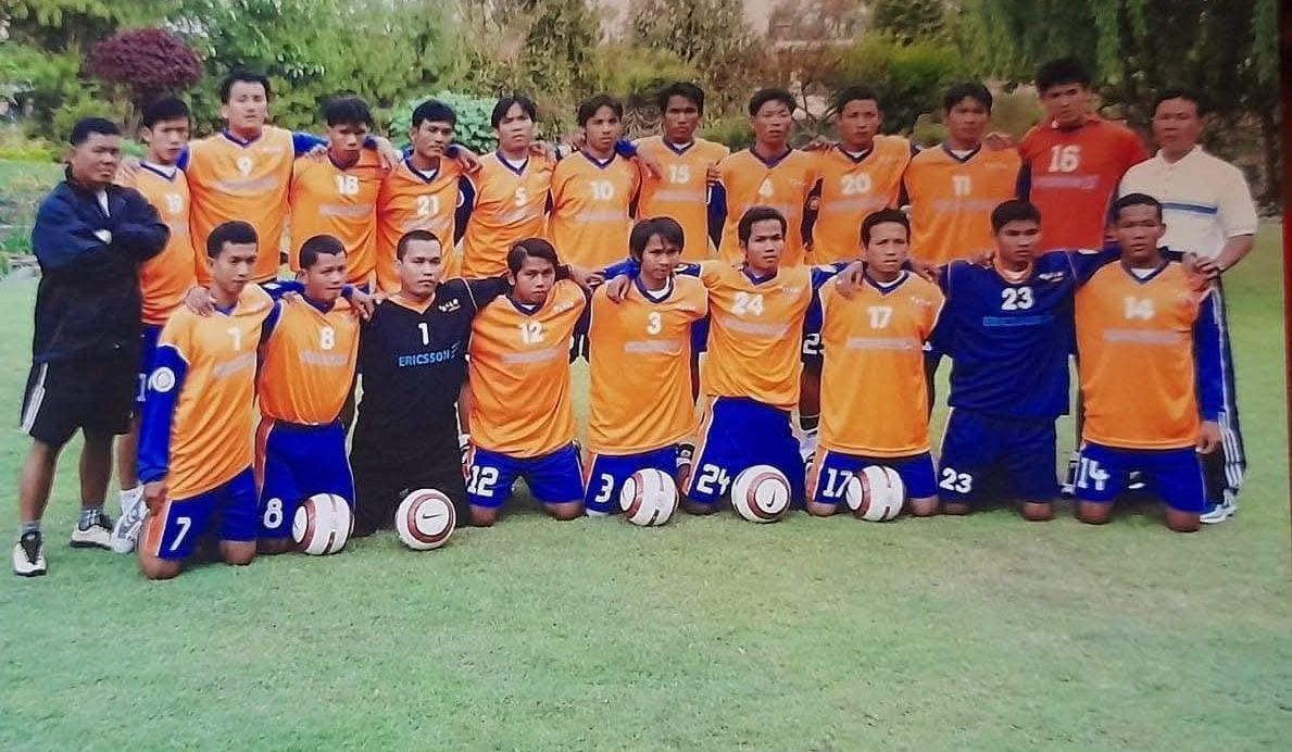 Hello United ជាក្រុមបាល់ទាត់ខ្មែរដំបូងគេមានវត្តមាន