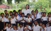 អ្នកគ្រូ ឃឹម លក្ខិណា៖ សីលធម៌ និងសុជីវធម៌អនឡាញបច្ចុប្បន្នពិតជាសំខាន់យ៉ាងខ្លាំងសម្រាប់ក្មេងៗជំនាន់ក្រោយ