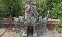 ខ្លោង​ទ្វារ​បុរាណ​នៃ​ប្រាសាទ​តាព្រហ្ម ​ទទួល​បានការ​ជួសជុល​យ៉ាង​ផ្ចិតផ្ចង់ ត្រៀម​បញ្ចប់​ចុង​ឆ្នាំ​នេះ
