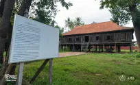 អាចចូលទស្សនាបាន! ផ្ទះបុរាណសសរ១០០ អាយុកាលជាង ១០០ ឆ្នាំ លើទឹកដីនៃខេត្តក្រចេះ
