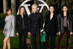 Felix, Liu Yifei និងតារាល្បីៗជាច្រើនទៀតចូលរួមកម្មវិធីបង្ហាញម៉ូដពិសេសរបស់ Louis Vuitton នៅញូវយ៉ក