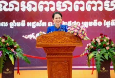លោក​ជំទាវ ពេជ ចន្ទមុន្នី ហ៊ុនម៉ាណែត ផ្ដល់អនុសាសន៍បំផុសគំនិតលើកស្ទួយមង្គលការខ្មែរ