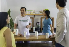 ក្រុមហ៊ុន Herbalife ប្រចាំប្រទេសកម្ពុជា​ចែករំលែកព័ត៌មានពីការផ្លាស់ប្តូរទម្លាប់តូចៗ ដើម្បីសុខភាពខួរក្បាលកាន់តែល្អប្រសើរ