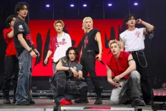 Stray Kids ប្រកាសវិលត្រលប់ជាមួយអាល់ប៊ុមថ្មីក្នុងខែសីហា និងការប្រគំតន្ត្រីទេសចរណ៍ទូទាំងពិភពលោក - Article