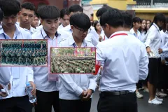 ​សិស្ស​ជាប់​បាក់ឌុប មិន​ទាន់​ចង់​បំពេញ «កាតព្វកិច្ច​យោធា» ក្រសួង​អនុញ្ញាត​ឱ្យ​ពន្យារពេល ៤ ឆ្នាំ - Article