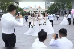សម្ពាធក្នុងការមានផ្ទះ មានឡានមុនរៀបការ បង្កបន្ទុកផ្លូវចិត្តធ្ងន់ធ្ងរក្នុងចំណោមយុវជនវៀតណាម - Article