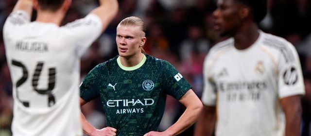 ការវាយបកដ៏អស្ចារ្យទាំងបួនលើកក្នុង UCL ក្រោយចាញ់ជើងទី១ ក្នុងគម្លាតគ្រាប់បាល់យ៉ាងតិច៣គ្រាប់