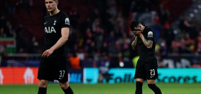 ស្ថានភាពរបស់ Spurs​ កាន់តែដុនដ...