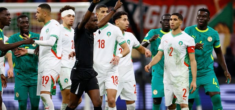 មូលហេតុដែលសហព័ន្ធបាល់ទាត់ទ្វីប...