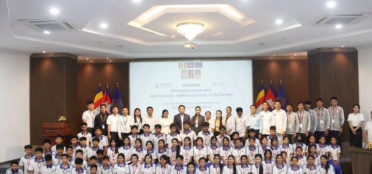 សិស្សវិទ្យាល័យព្រែកលៀបនឹងទទួលប...