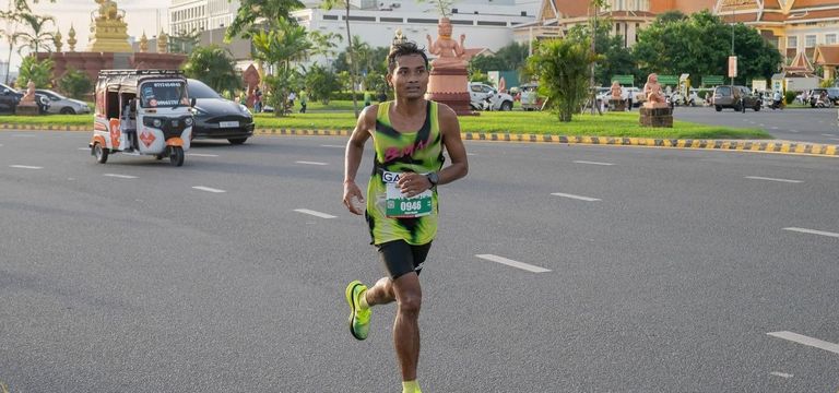 ទម្លាប់នៃការទទួលទានទឹកអំឡុងការ...