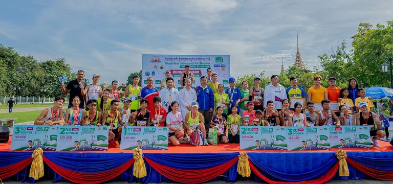 ពាក់កណ្ដាលម៉ារ៉ាតុងនៅភ្នំពេញឆ្...