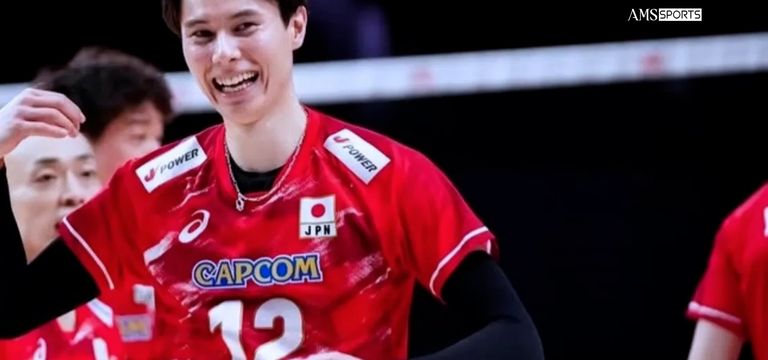 កីឡាករជប៉ុន Ran Takahashi ផ្លា...