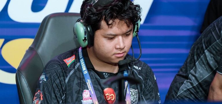 BiiMo ធ្លាប់ធ្វើជាអ្នកបកប្រែភា...