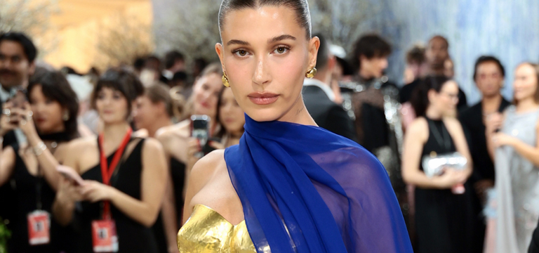 Hailey Bieber ទម្លាយពីសម្ពាធដែលត្រូវក្លាយជាម្ដាយ និងលក់ក្រុមហ៊ុន Rhode ក្នុងពេលប្រកៀកគ្នា